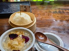 -银米·云南传统过桥米线(双廊黑金冠店)