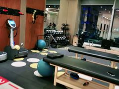 -W Fitness 威尔仕健身(北京英皇集团中心店)