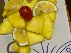 青柠檬拌鲜菠萝-云海肴·云南小炒·汽锅鸡(天津国金汇店)