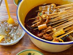 -拈签一笑黄牛肉辣卤串串