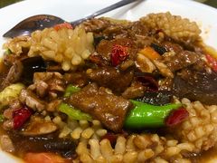 火爆三鲜-刘胖子家常菜·蹄花焖藕(中南店)