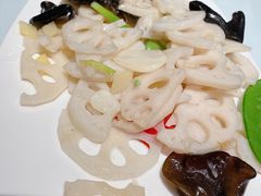 荷塘月色-鹊玥·粤菜小馆(汇智国际商业中心店)