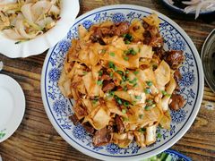 -壹阁胡羊焖饼(特色小吃街店)