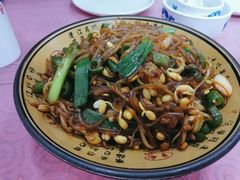 黄豆芽炒粉条-乐乐餐厅(湘子庙街店)