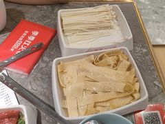 -季季红火锅(青山湖万达店)