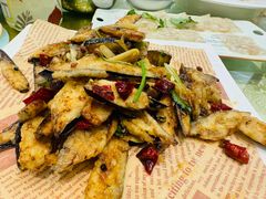 -鹤乡东北菜(崮山路店)