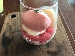 -ROAST coffee & eatery