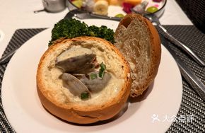 Black Truffle and Matsutake Mushroom Soup