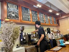 -HUG COFFEE(鼓楼店)