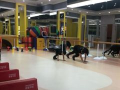 -能量学院少儿体能运动馆(公园1872店)