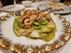头菜爆螺片-品海楼·大连海胆锅贴馆(东港店)