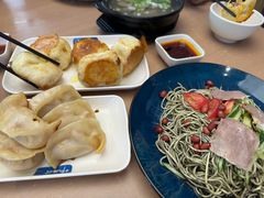 牛肉煎包-韩海丽特色美食(秀州路店)