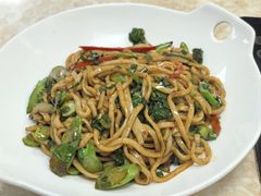 芥兰炒粿条-华威达牛庄(黄埔大道西店)