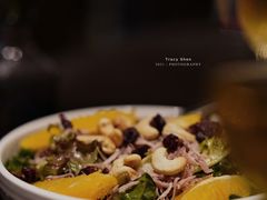 牛油果金枪鱼色拉-wineapp葡萄酒餐吧(外滩金融中心店)