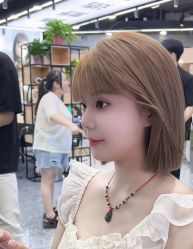 -藤野造型烫染·漂发