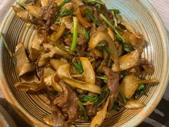 野生菜炒牛肉-滇越乘象云南餐厅(豆各庄店)