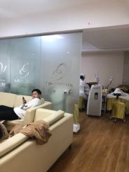 -苗苗清肤皮肤护理中心