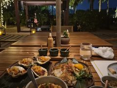 -三亚艾迪逊酒店·海滩烧烤 BARBACOA·现场乐队·浪漫晚餐·烧烤海鲜