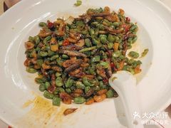 -蜀香格格•剁椒鱼头(龙西店)