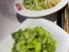 拍黄瓜-金陵暴走小龙虾·螃蟹(南京总店)