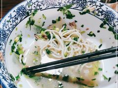 -陇上全荟兰州传统牛肉面(延吉路店)