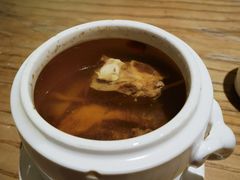 竹蔗茅根炖龙骨-粤集·手工粤菜(皇庭广场店)