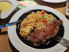 -豪客来牛排(人民东路店)