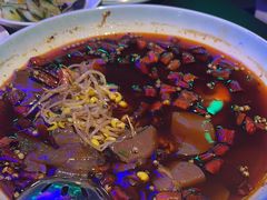 -粉墨特色菜·烧烤音乐酒馆