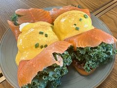 烟熏三文鱼班尼迪蛋-Money Shops(愚园路店)