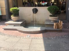 -王府井奥莱临潼小镇(临潼店)