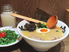 -无敌家现熬骨汤拉面(颐堤港店)