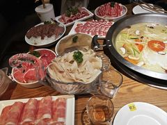-佬土鹅肠火锅(解放路店)