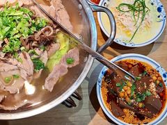 -肖四女乐山跷脚牛肉(南汇大学城生活广场店)