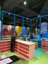 -袋鼠王蹦床公园(中信泰富万达广场嘉定新城店)