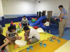 -乐游宝宝亲子游泳(徐汇中心)