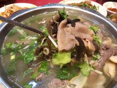 -谢老五跷脚牛肉·非遗传承店