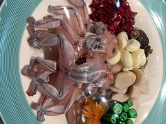 -有红鸡毛店·川菜(建设路店)