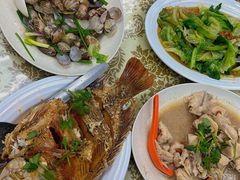 -新峰肉骨茶