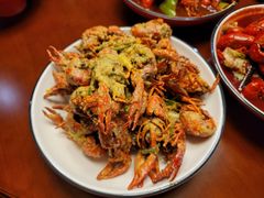 -虾弄弄海派小龙虾·牛羊蝎子火锅