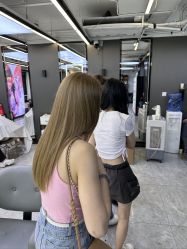 -藤野造型烫发染发