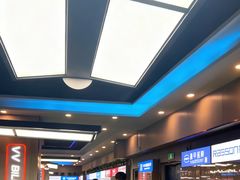 -VV桌球俱乐部(长阳大润发店)