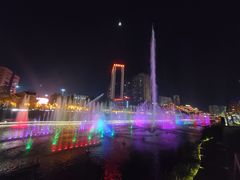 -宏兴烤鱼山庄(宣恩总店)