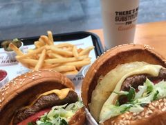 -The Habit Burger Grill 哈比特汉堡(复兴soho店)