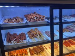 -哈尔滨小酒馆·鲜肉现穿自助烧烤(康新花园店)