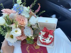 -花里花店(唐镇阳光天地店)