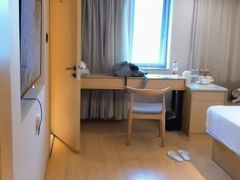 -全季酒店(北京南锣鼓巷安定门地铁站店)