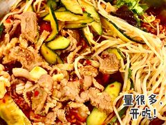-周良天山牛杂城(天山路总店)