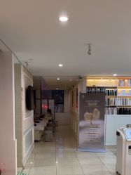 -Bollins波林丝•专研护发中心