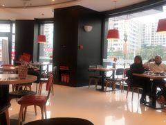 -必胜客(华南摩尔店)
