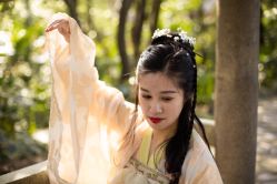 -汉仪华裳汉服馆(打浦桥店)